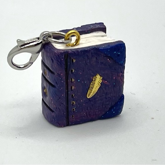Unique Book Pendant-miniature Polymer Clay keychain book-One of a kind mini book - Picture 4 of 13